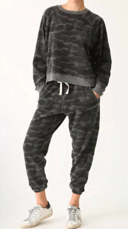 Classic Sweatshirt In Camo Shadow