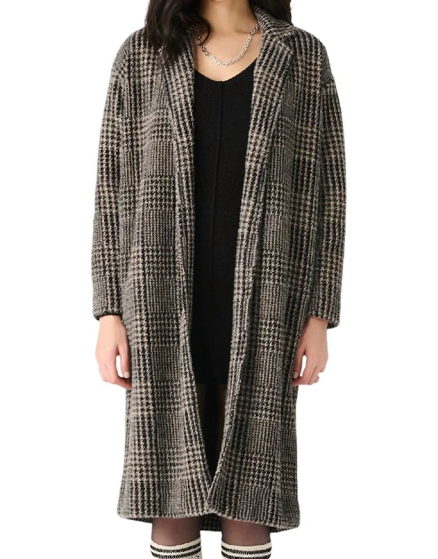 Long Sleeve Soft Coat In Houndstooth Plaid